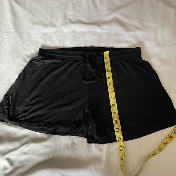 Gilligan & O’Malley Women's Black Casual Shorts size S - Picture 4 of 5